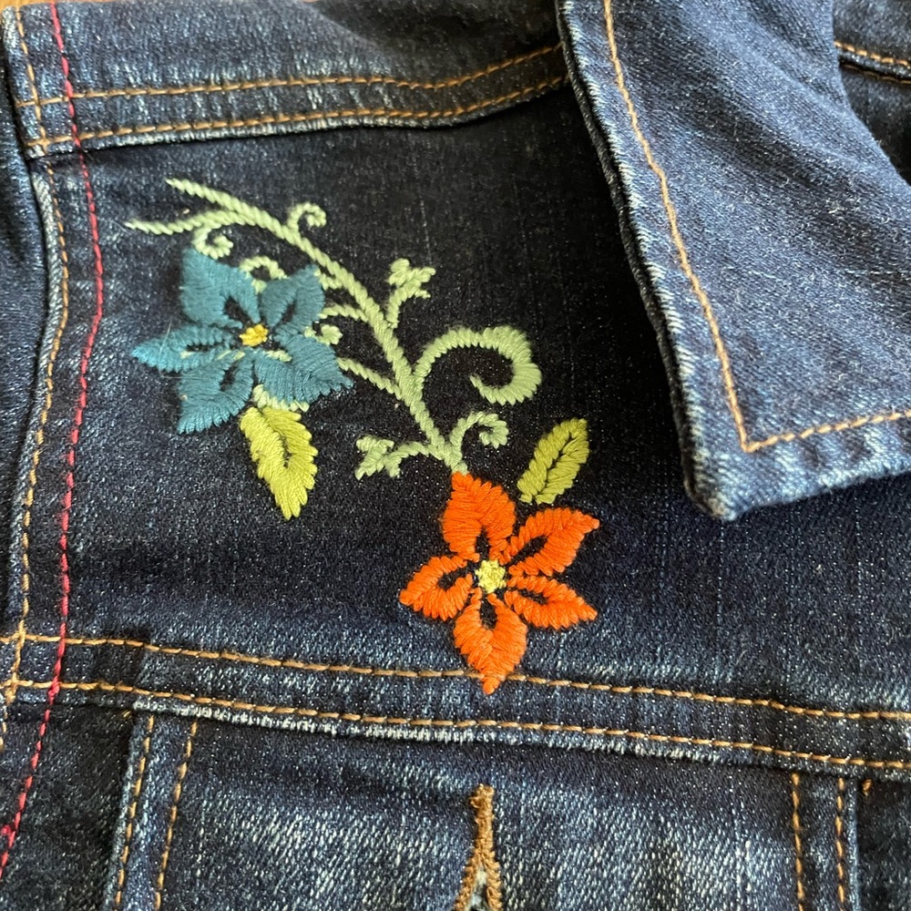 Harley-Davidson Woman’s Denim Embroidered Motorcycle Jacket, Size:  S - Picture 3 of 8